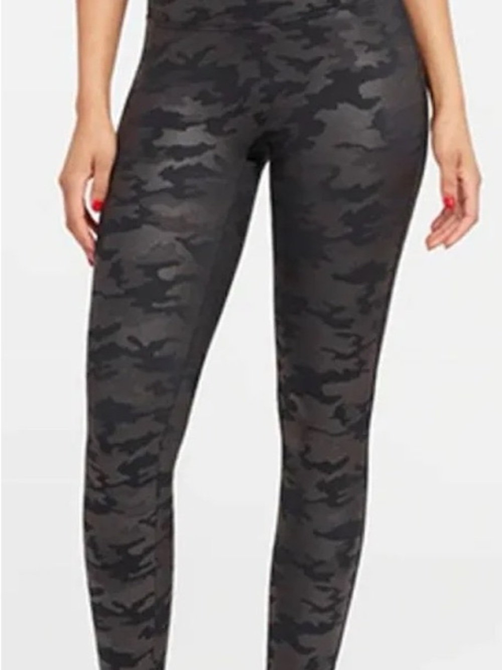 SPANX “Look at Me Now” Seamless Black Camo Workout Leggings Athleisure XS